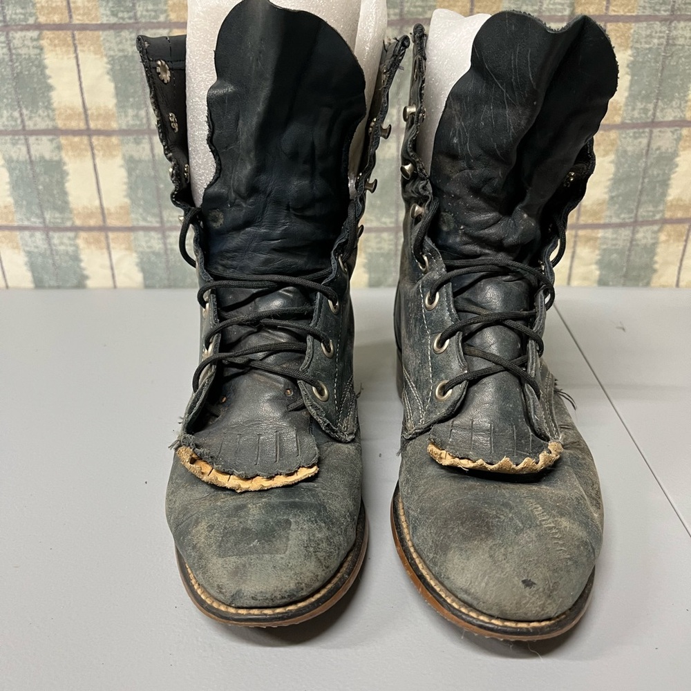 Laredo Vintage Lacers. Cowboy western boots. Women’s  size 7.